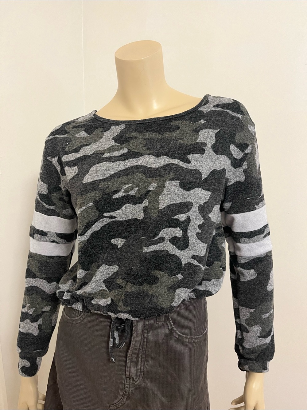 Women's Gray Camo Drawstring Sweatshirt